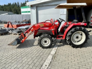 Traktor 4x4